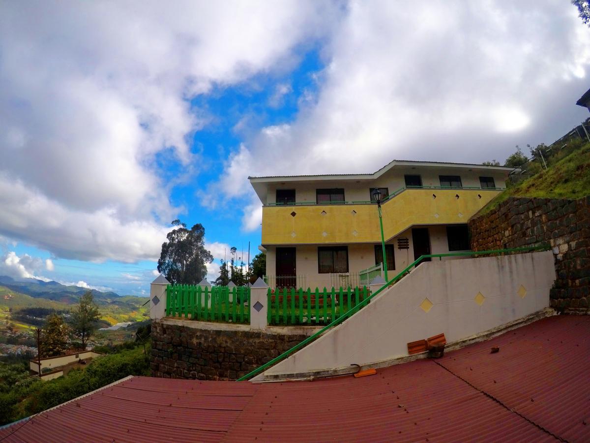 Hide Away Cottages 우티 외부 사진